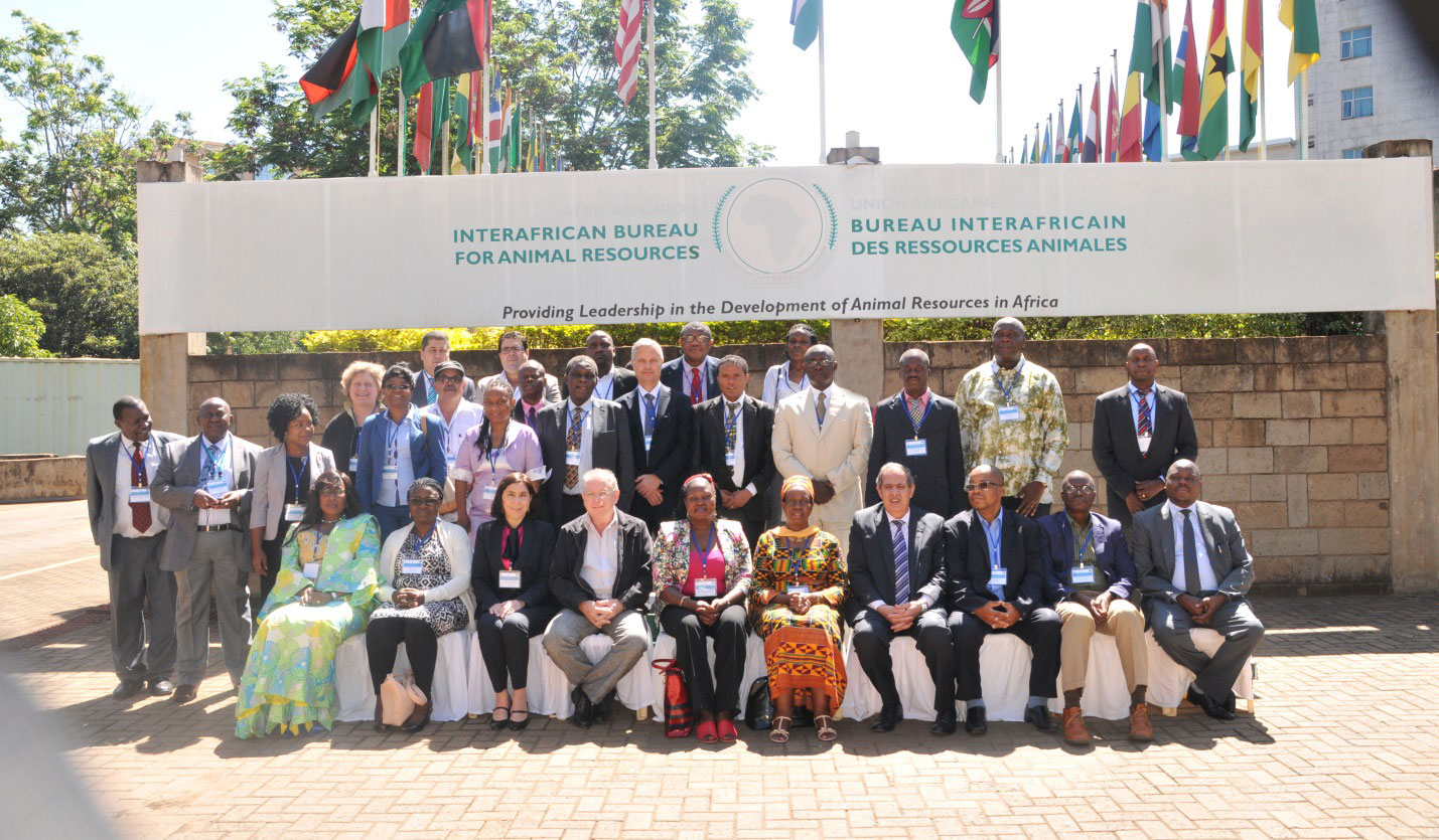  © 2015 AU-IBAR. Group Photograph of Delegates at the First Steering Committee Meeting of the FISHGOV Project.