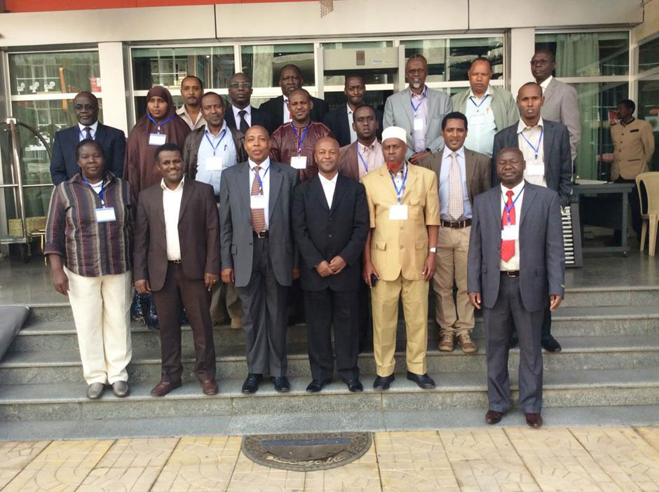  [© 2015 AU-IBAR. Participants at the SMP-AH Review and Planning Workshop held at Addis Ababa, Ethiopia, 16th -18th February 2015.] © 2015 AU-IBAR. Participants at the SMP-AH Review and Planning Workshop held at Addis Ababa, Ethiopia, 16th -18th February 2015.